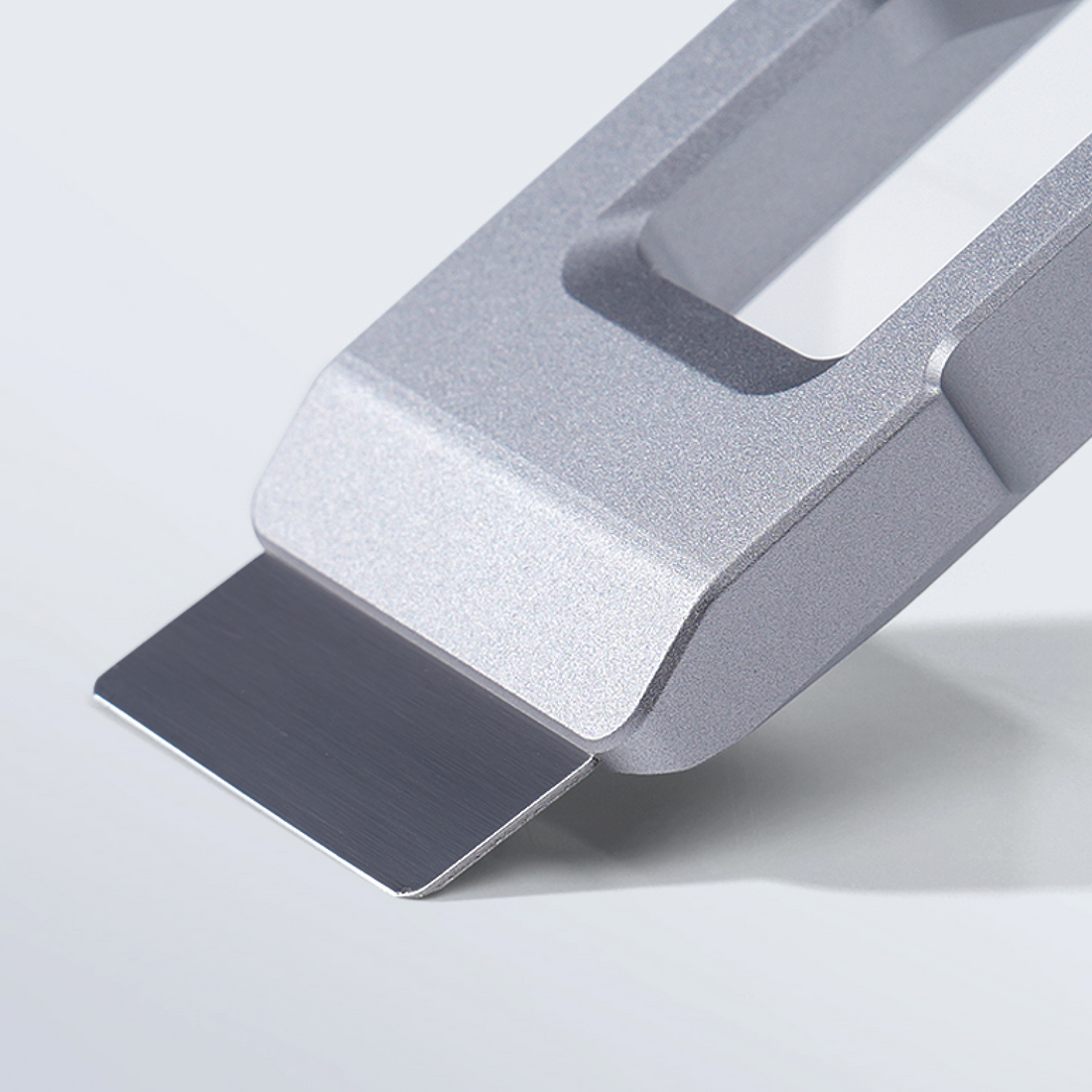 Mag-Alloy Scraper