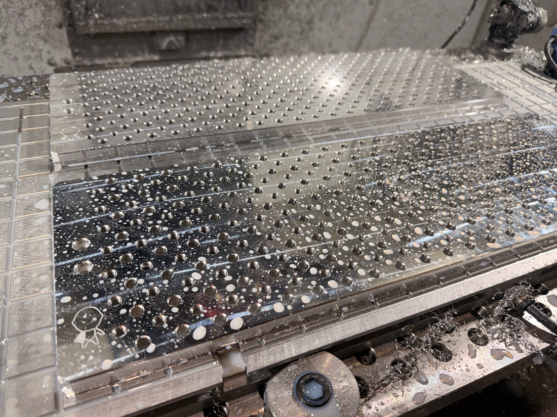 Milo V1.5 Mod vise Fixture V2 plate by HoneyBadger