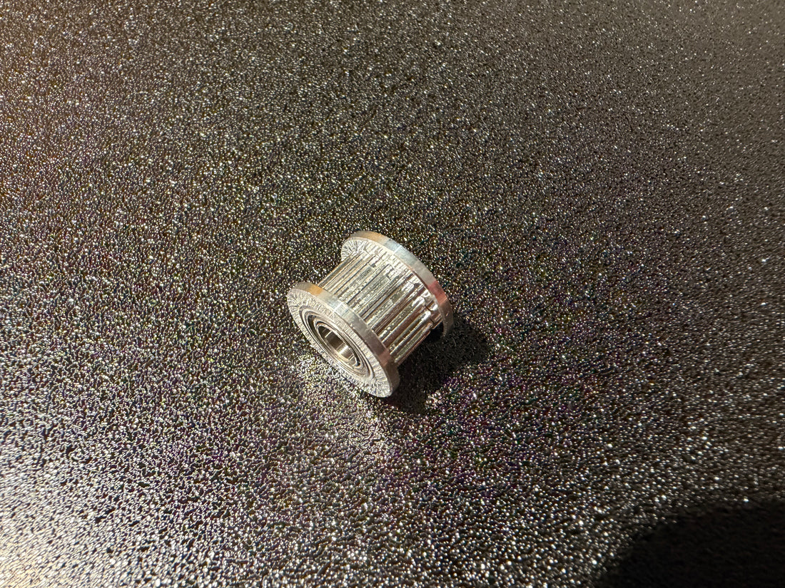 2MGT 5 mm bore toothed pulleys & idlers by Fabreeko