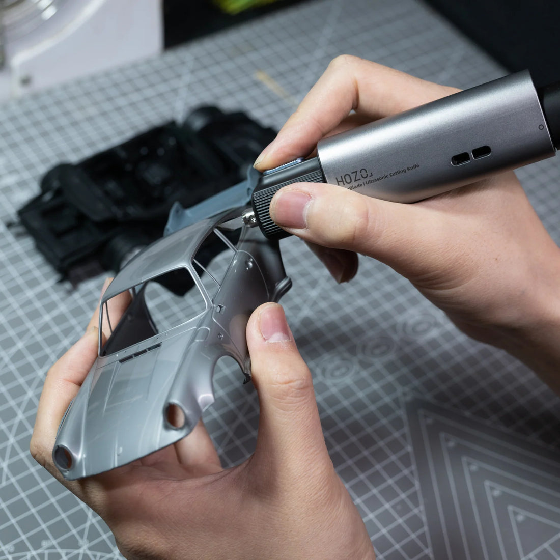 HOZO Neoblade-Wireless Ultrasonic Cutter
