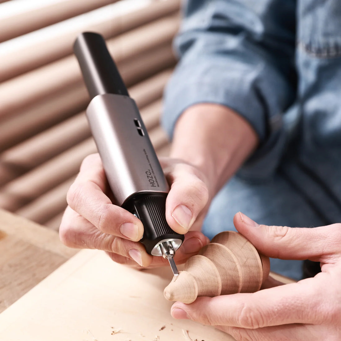 HOZO Neoblade-Wireless Ultrasonic Cutter