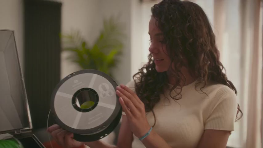 QIDI Q2 3D Printer – Smart Auto-Leveling, Enclosed Heated Chamber, Qidi box Ready